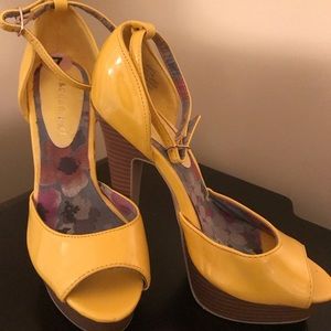 Yellow madden girl heels